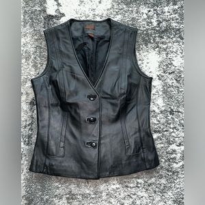 Vintage DANIER leather vest!